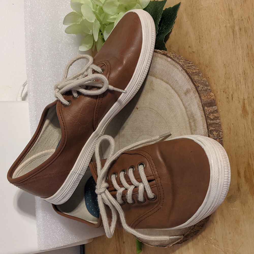 Brown Casual Women's Sneakers